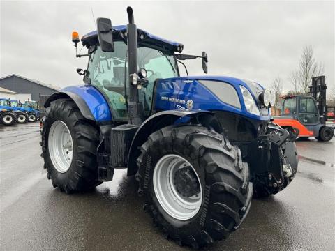 New Holland  T7.270 Blue power